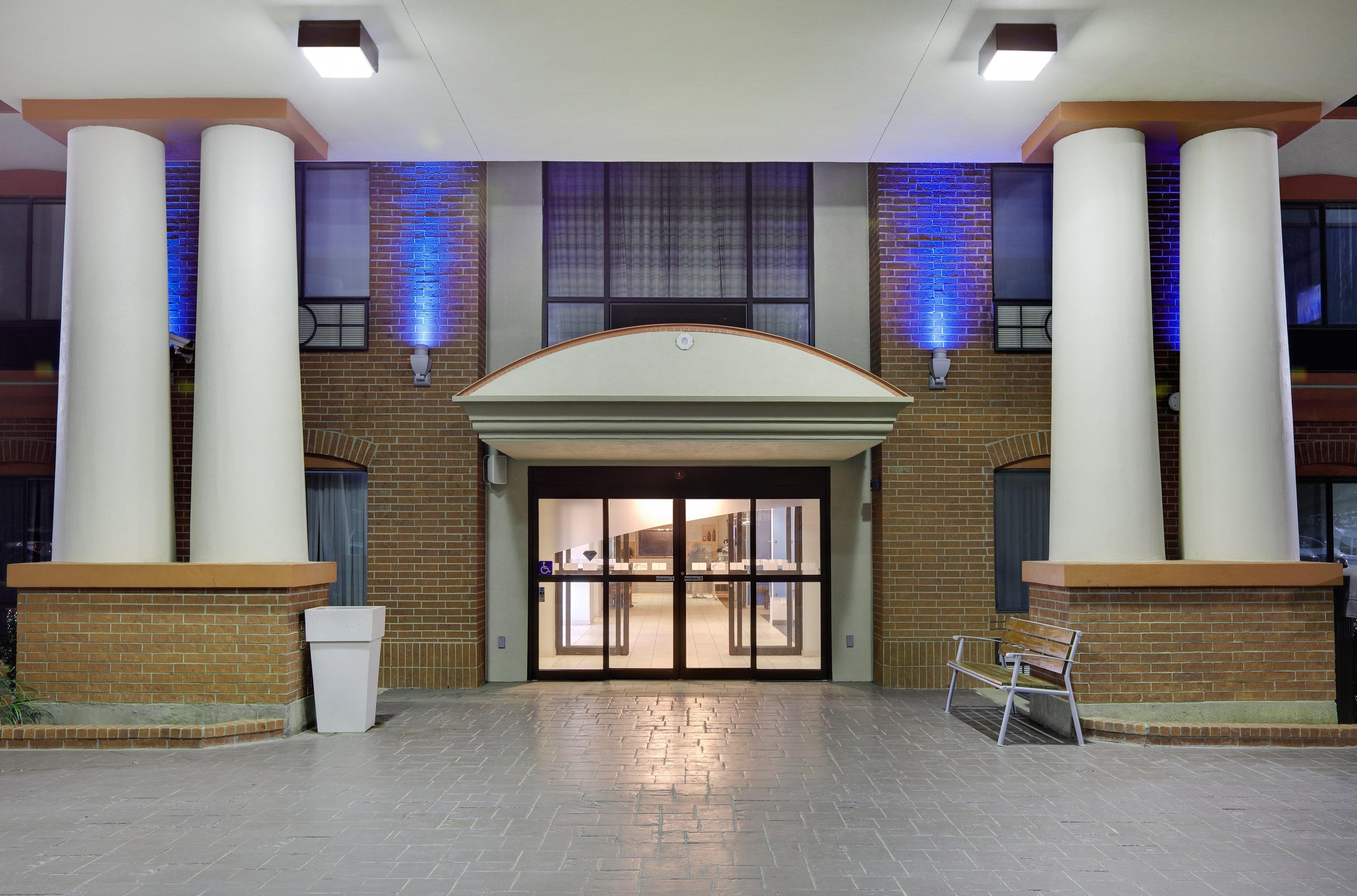 Holiday Inn Express Hotel & Suites Burleson - Fort Worth, An Ihg Hotel Bagian luar foto